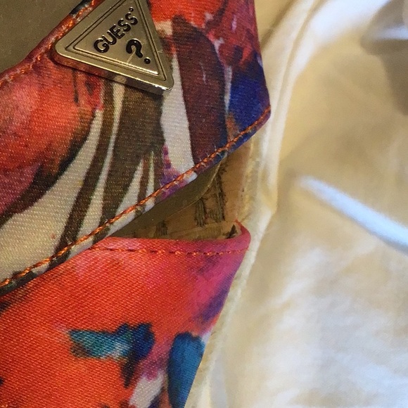 Beautiful Guess wedge ankle strap sandles - Picture 6 of 7